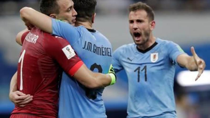 Stuani, l&#039;encarregat de suplir Cavani     avui contra França