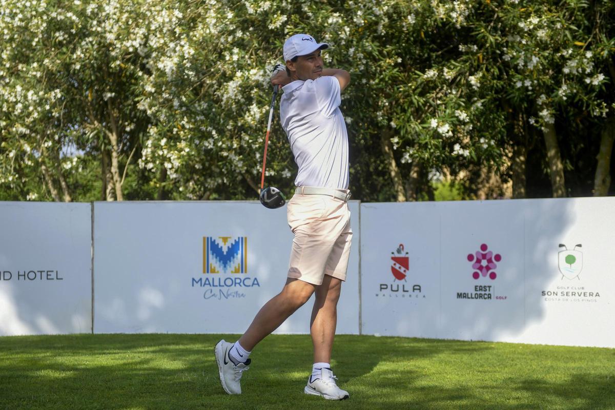 Rafa Nadal este miércoles en el campeonato de Baleares de Profesionales de golf.