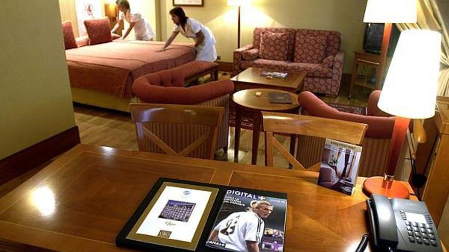 Interior de una habitación de hotel en Vigo.