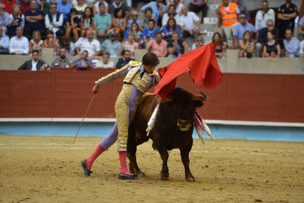 Gran tarde de toros en la de feria de Pontevedra