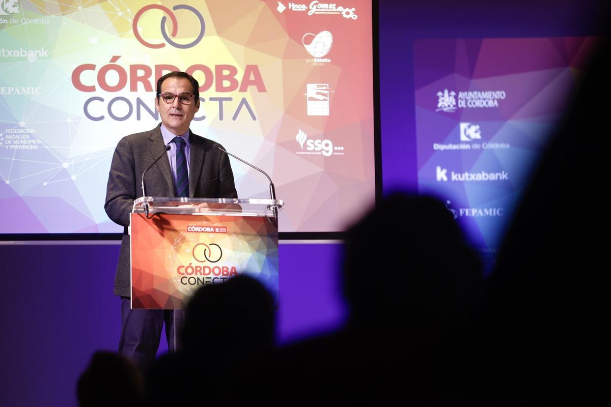 El consejero de Justicia, José Antonio Nieto, durante su intervención en el foro.