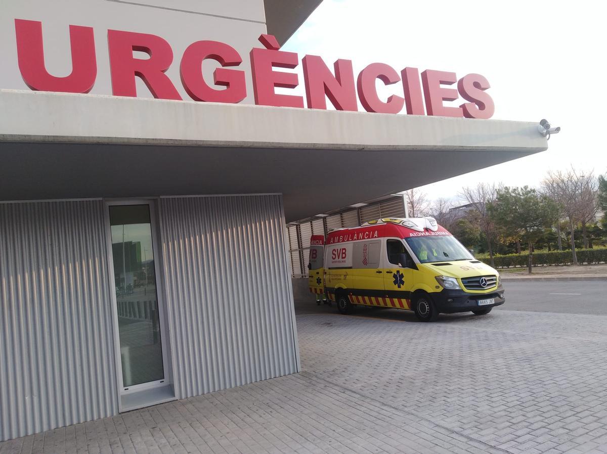 Detenido un joven por cortarle el cuello a otro en una reyerta en Gandia.
