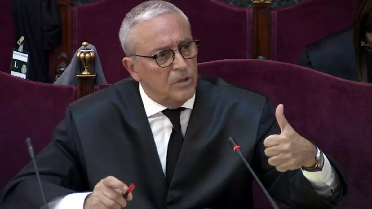 El abogado de Forn: "El Govern no declaró la independencia"