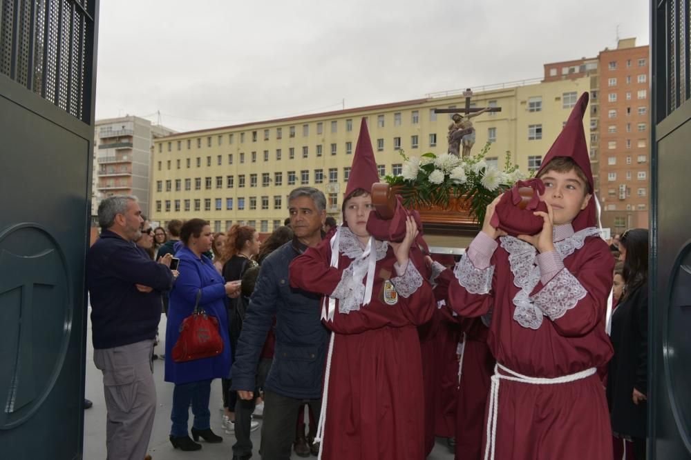 Procesión de los alumnos de Capuchinos