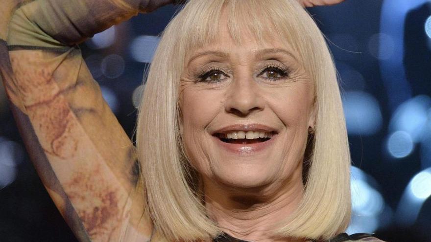 r guardado de Raffaella Carrà