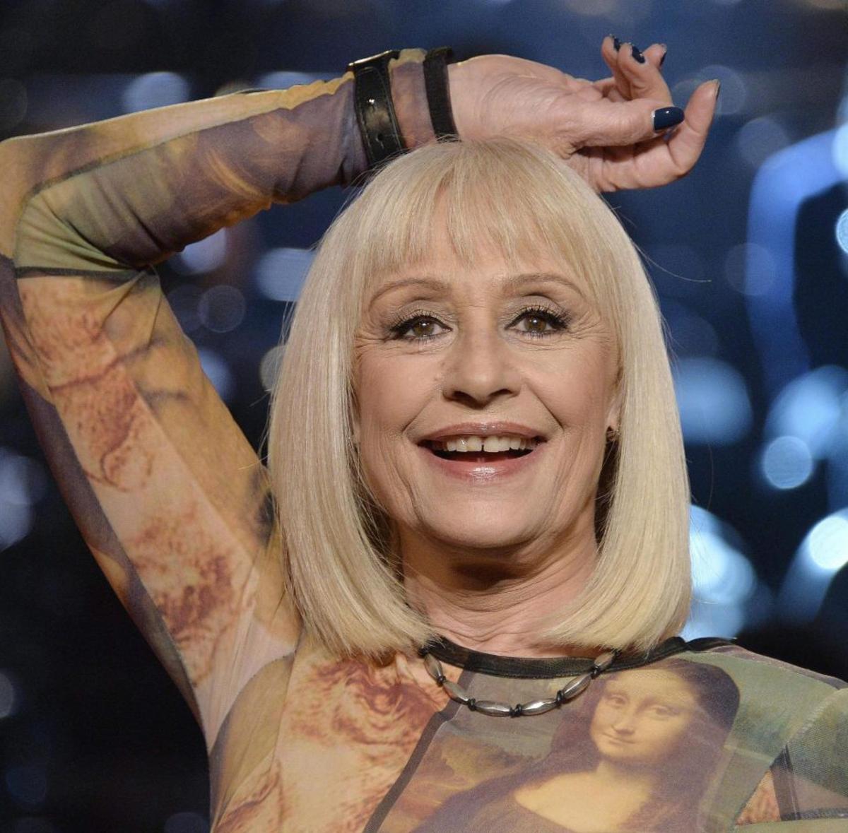 La polifacética cantante italiana Raffaella Carrà, en una imagen de archivo en marzo de 2014. | DANIEL DAL ZENNARO / EFE