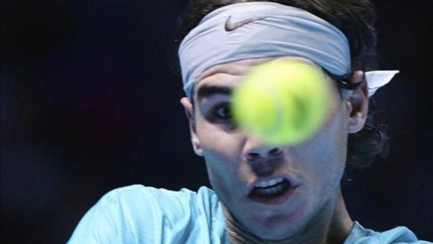 Nadal derrota a Ferrer en el debut de la Copa Masters