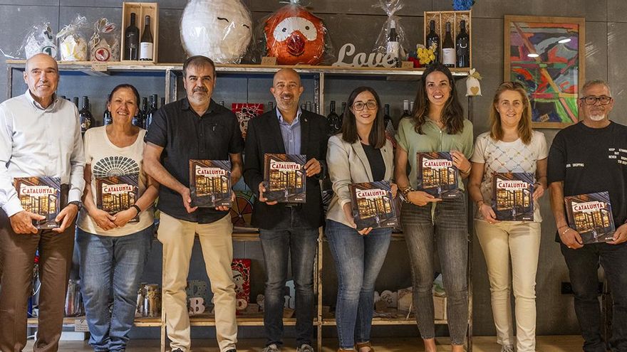 Antoni Esteve Cruella,Teresa Comas Riu, Esteve Vilarrúbies,Marc Aloy Guàrdia, Tània Infante Martínez, Anna Solé Pascual, Montserrat Zurita Plans i Jose Cabañero - Axel Casas