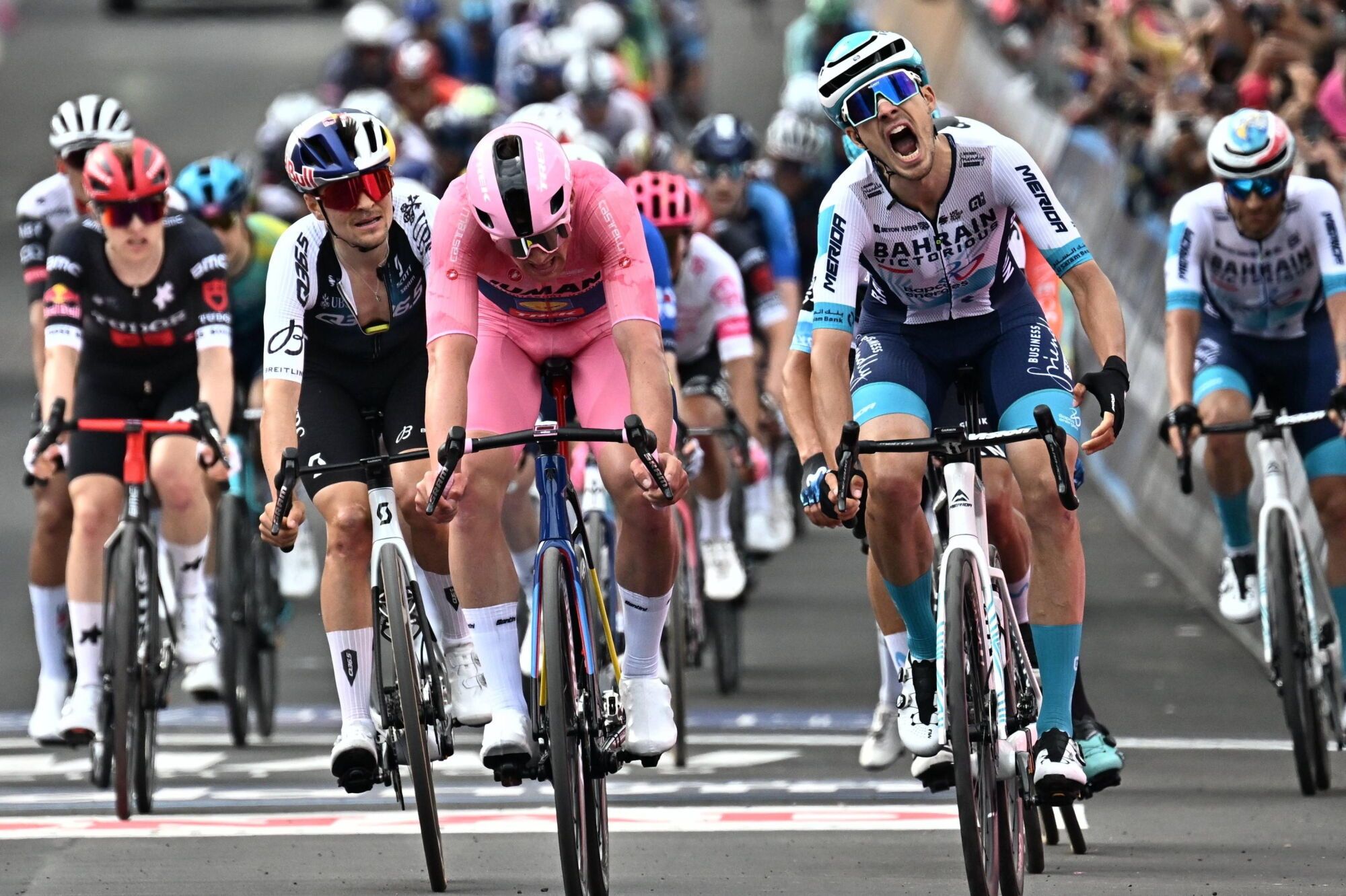 La etapa 5 del Giro de Italia, en imágenes.