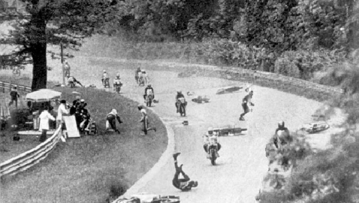 Imagen del caótico accidente de Monza.