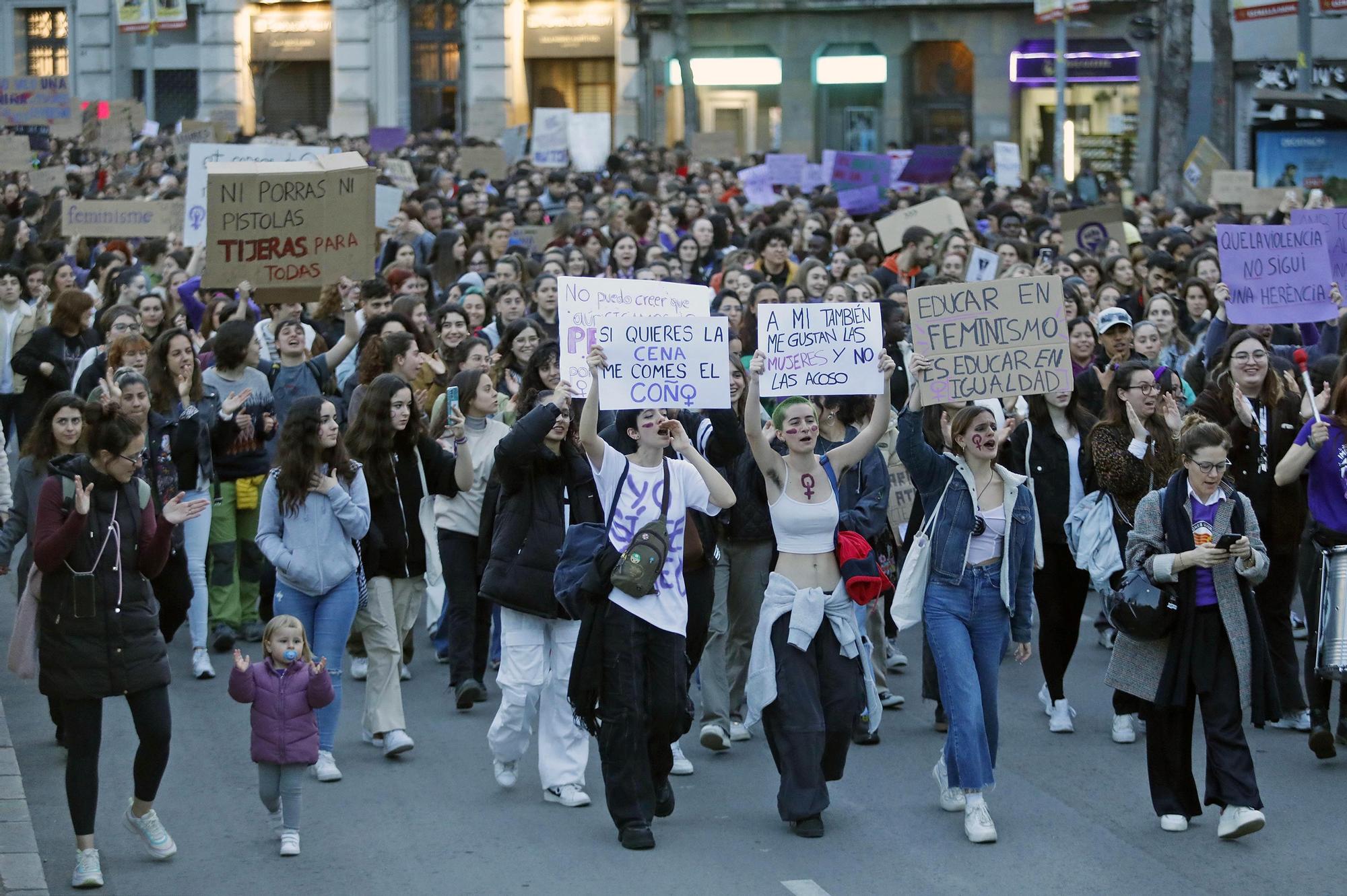 Manifestació 8M a Girona.