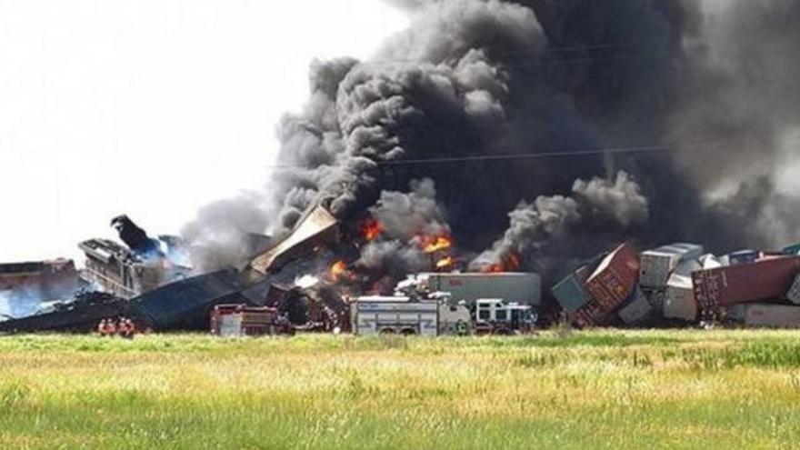 Un brutal choque entre dos trenes de mercancías en Texas deja un herido y tres desaparecidos