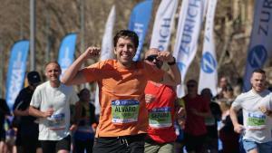 Álvaro Galiano, en un ejemplo de superación frente a la enfermedad