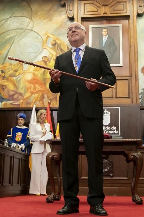 22.06.19. Las Palmas de Gran Canaria. El Cabildo de Gran Canaria celebra el pleno de constitución de la nueva corporación, con Antonio Morales como presidente, al haber sido el candidato más votado. Foto Quique Curbelo  | 22/06/2019 | Fotógrafo: Quique Curbelo