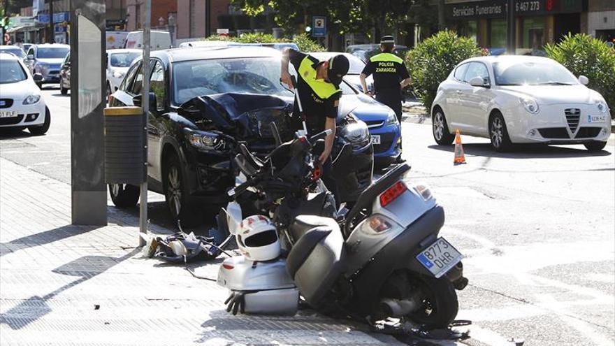 Fallece un motorista en un choque al circular en contradirección