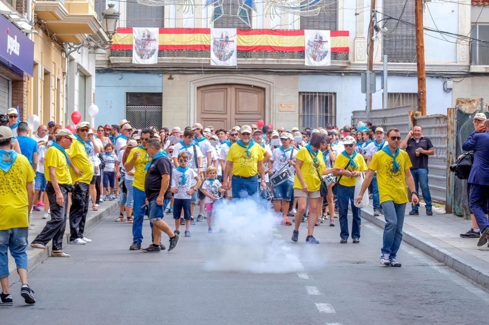 Multitudinaria participación en la tradicional carrera del Ayuntamiento a la plaza Castelar con motivo de la festividad de la Virgen de la Salud