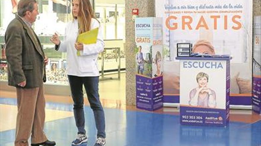 La campaña sobre la importancia de la salud auditiva tiene una buena acogida