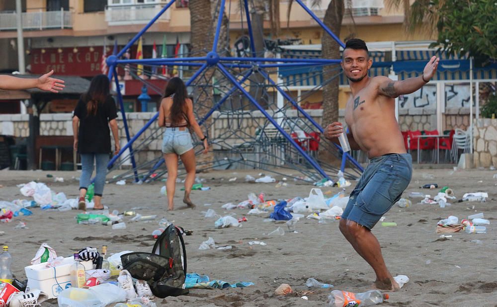 Así han quedado las playas después de la Noche de San Juan