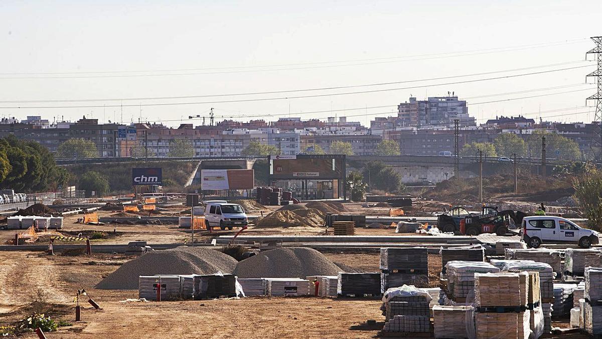 Estado de las obras del PAI Molí d’Animeta de Quart de Poblet, en una imagen captada ayer. | GERMÁN CABALLERO