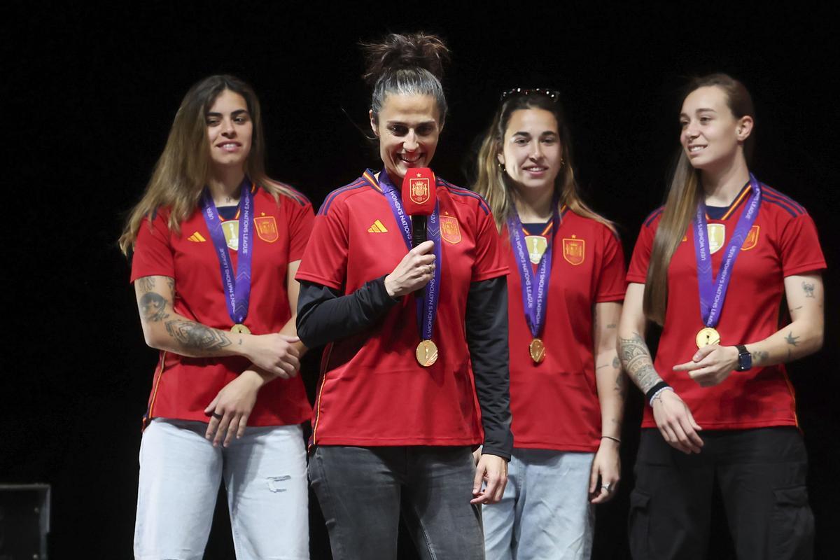 Celebración de la selección española tras ganar la Liga de Naciones Femenina