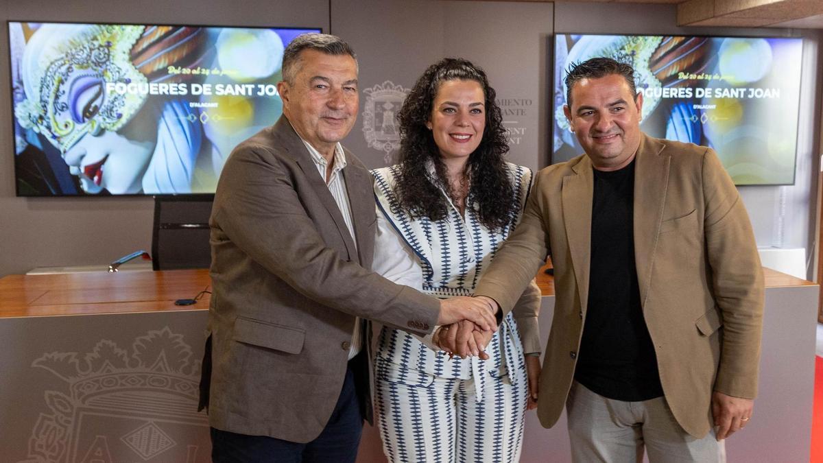 Andrés Llorens al frente del centenario de las Hogueras de Alicante
