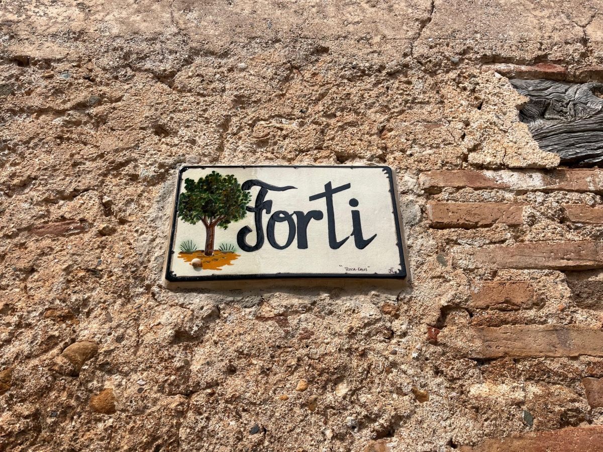 El Fortí pertenece a los Marqueses de Vallgornera, pero cualquiera puede visitarlo.