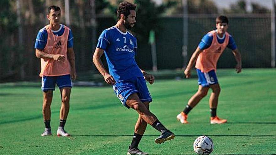 Araujo durante un entrenamiento de esta semana.