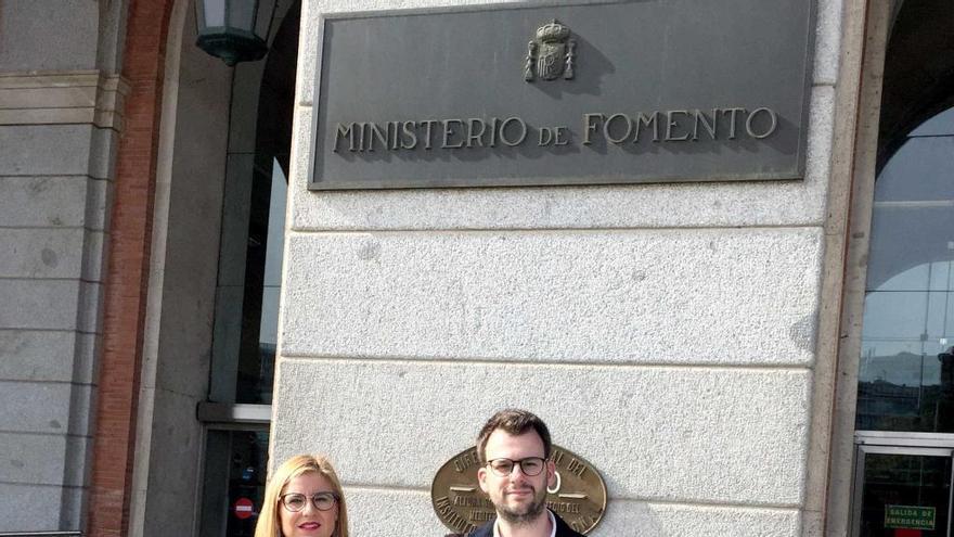 La alcaldesa y el concejal en el Ministerio de Fomento