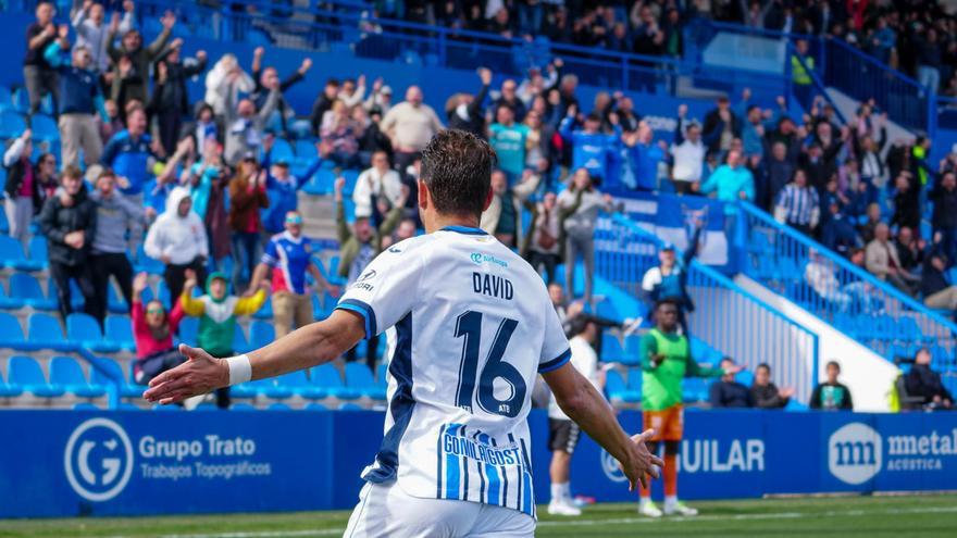 El Antequera CF prolonga ante el Atlético Baleares su mala racha a domicilio (2-1)