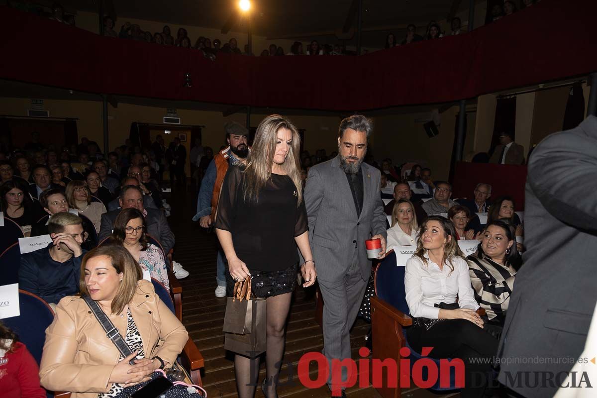 Presentación de las Amazonas del Bando de los Caballos del Vino de Caravaca