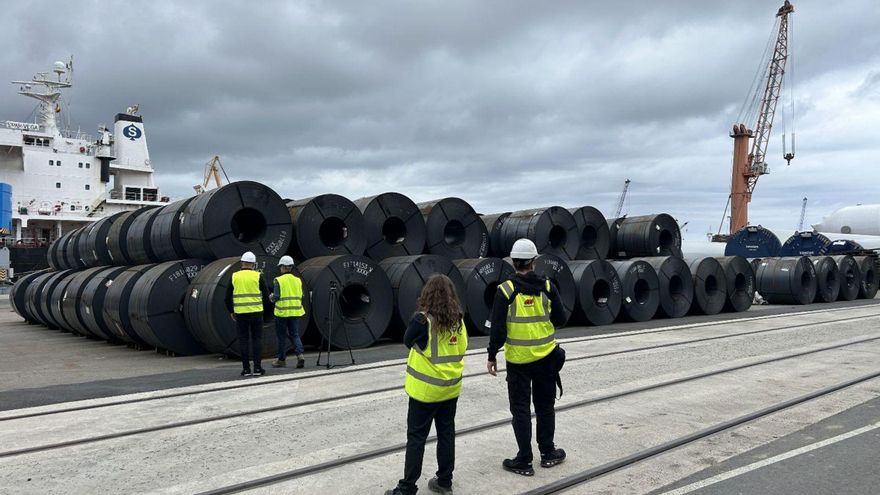 Los colosos para energías renovables colocan al puerto de Avilés en la élite