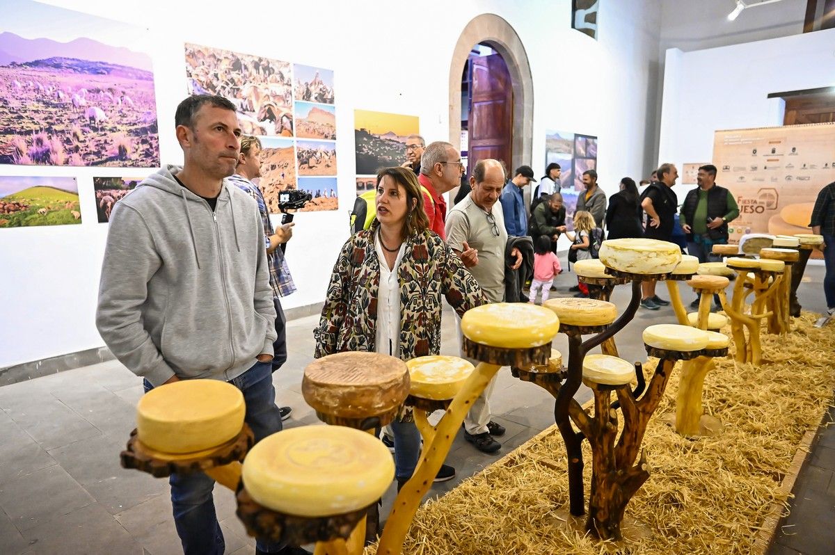 Exposición conjunta "Miradas al Queso"