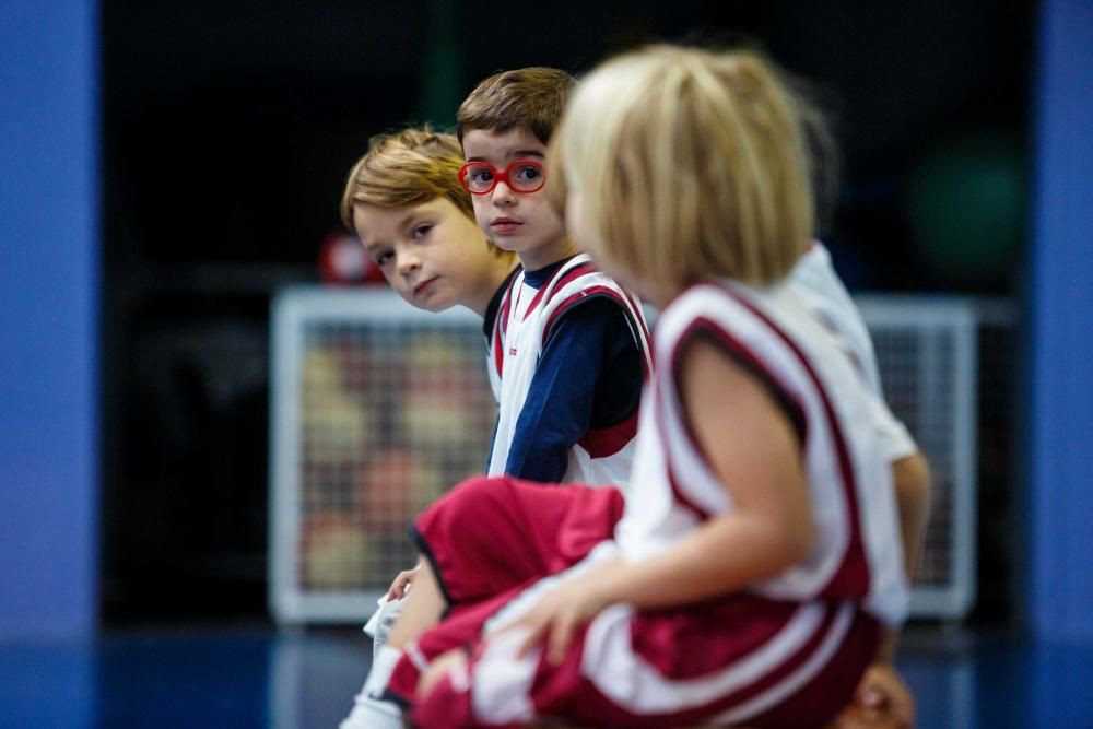 El objetivo de estas diadas es captar a niños para que jueguen al baloncesto