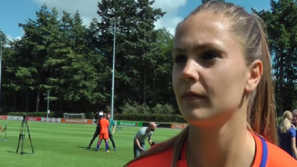 Lieke  Martens reconoció el interés del Barça