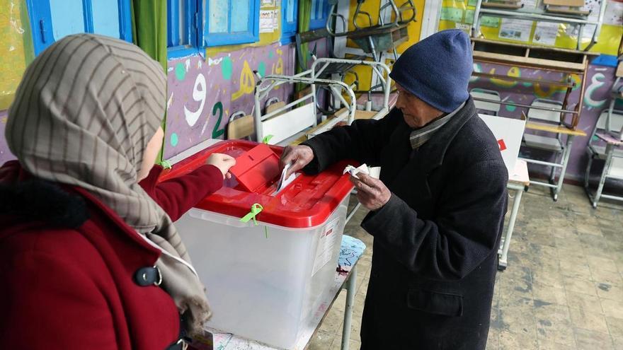 Escasa participación en la segunda ronda de las legislativas de Túnez