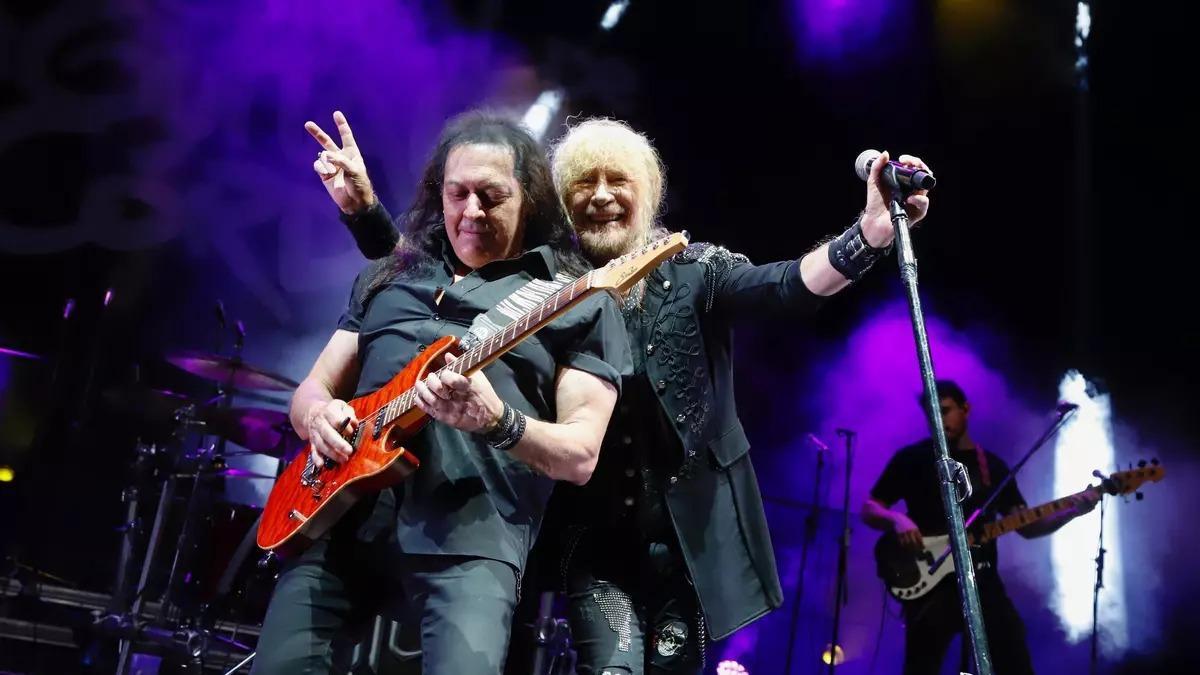 Concierto de Medina Azahara en el Teatro de la Axerquía.