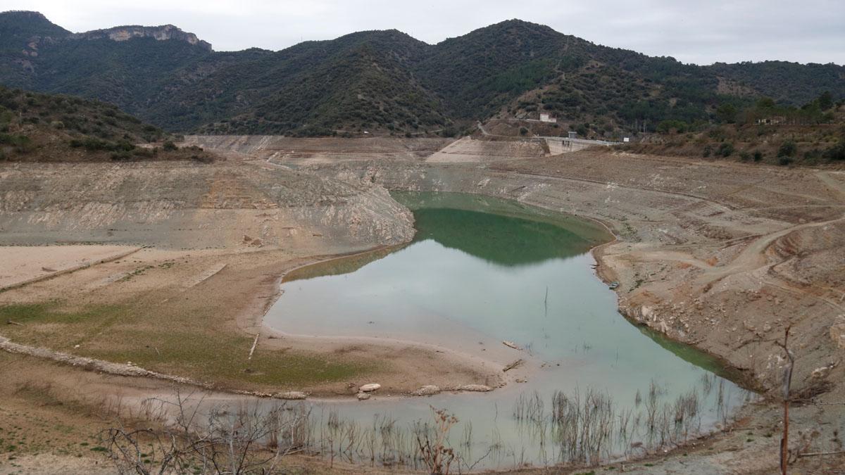 Los regantes del pantano de Riudecanyes temen quedarse sin regar con agua del embalse este verano por la sequía