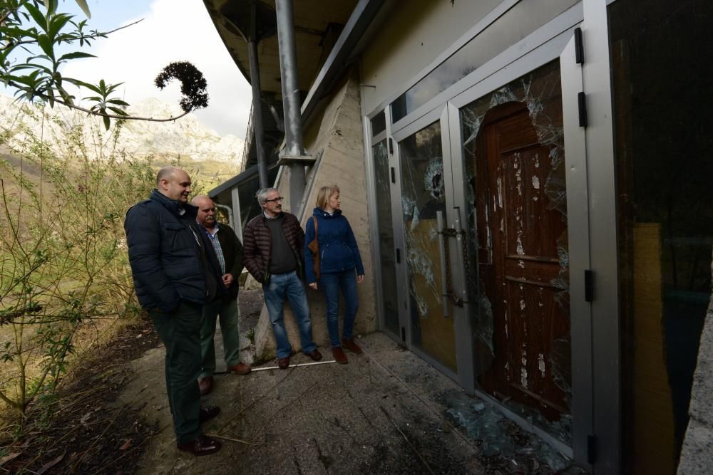 Miembros de Foro denuncian el mal estado del Museo de la Lechería de Morcín