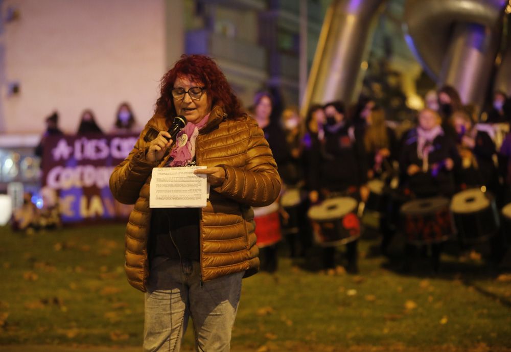 Manifestación en las calles del Port de Sagunt, el 25N contra la violencia machista.