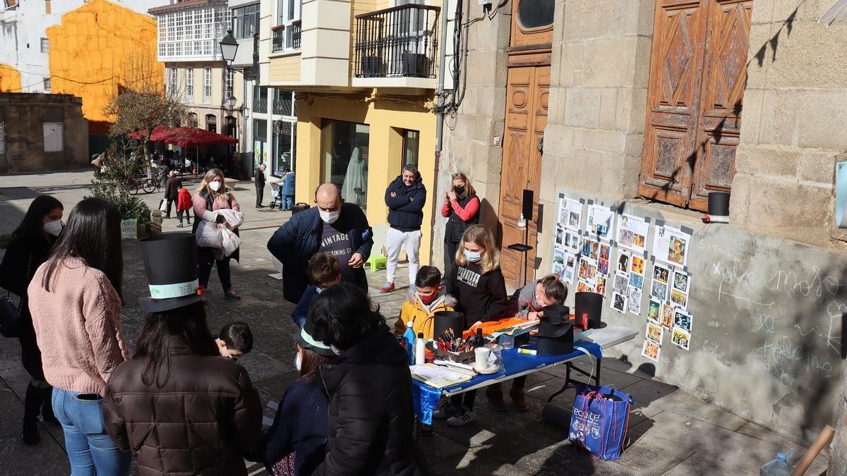 Actividad didáctica para niños y adultos en el marco del congreso &quot;Cien años soñando un destino&quot;