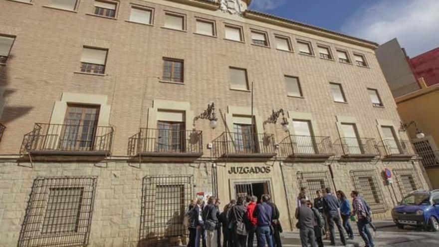Orihuela pedirá al Consell que devuelva los antiguos juzgados tras 11 años clausurados