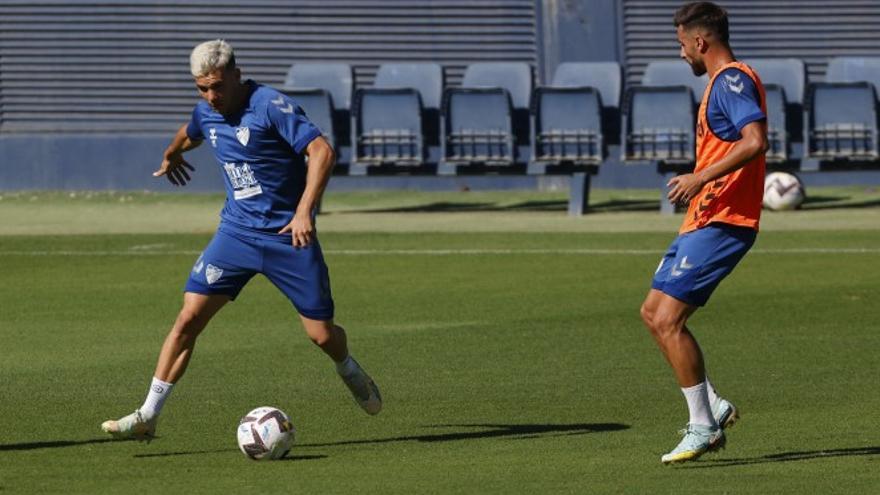 Gallar Álex Gallar entrena con normalidad antes del Málaga CF - FC Andorra ...