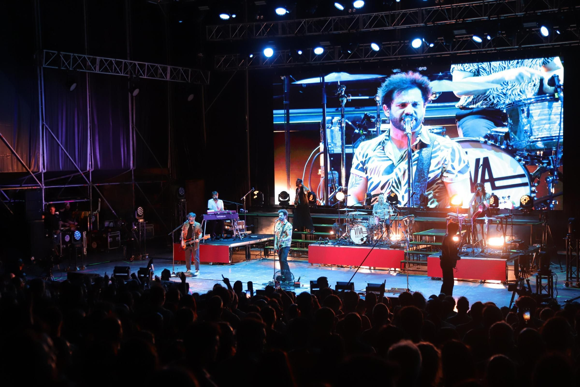 La Axerquía vibra con el rock de Viva Suecia y Sexy Zebras