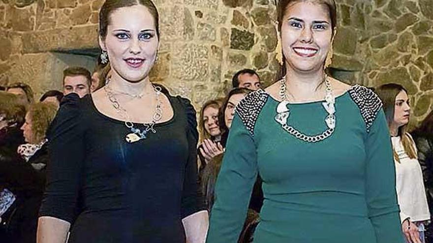 Desfile benéfico de joyas en Barro