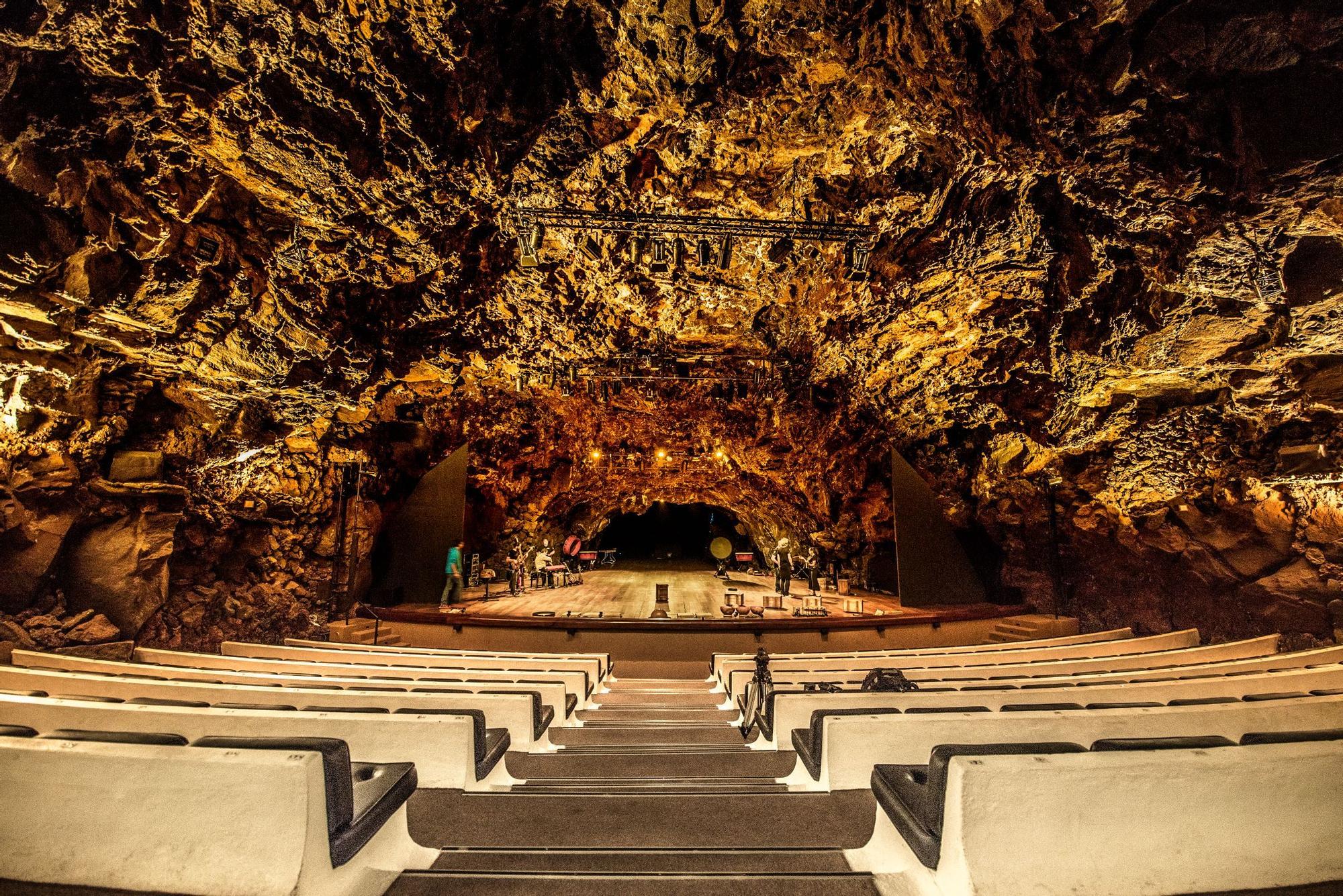 El auditorio de los Jameos del Agua.
