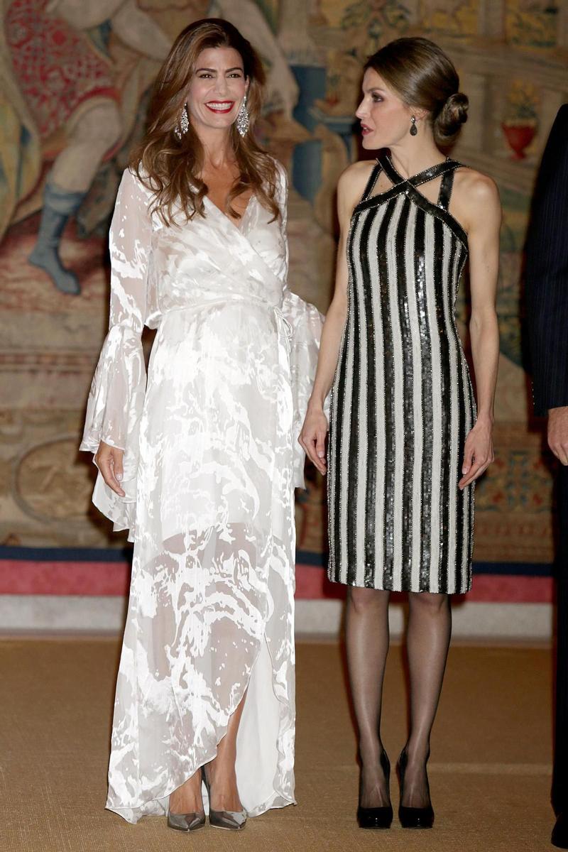 Juliana Awada y Letizia Ortiz en la recepción en el Pardo