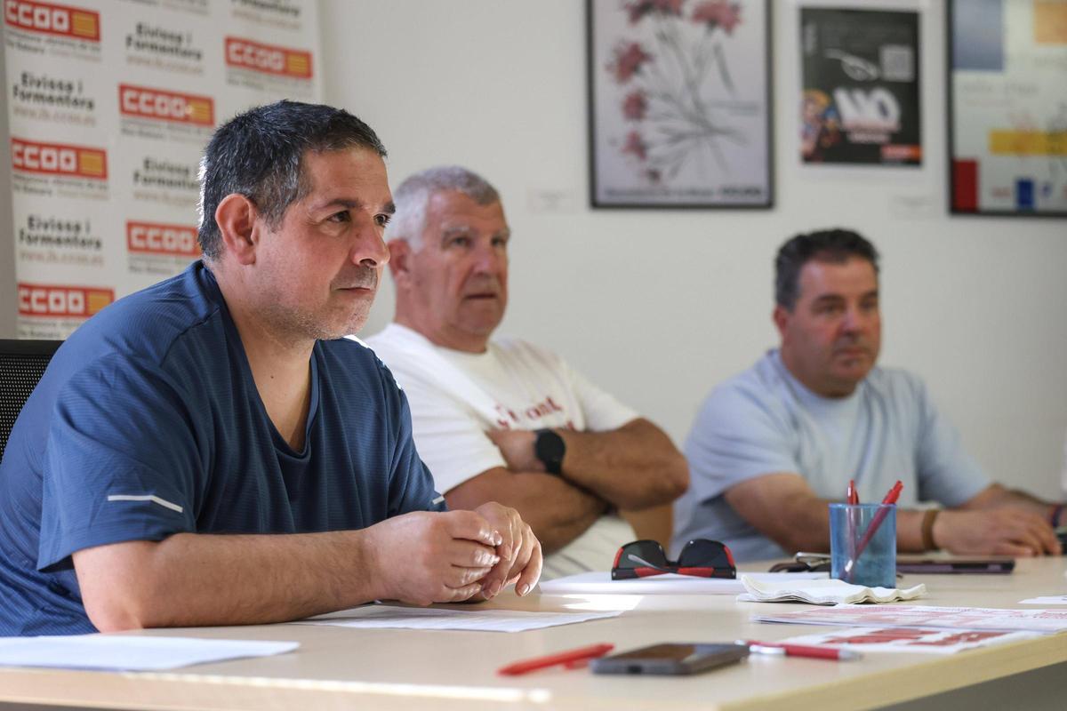 Un momento de la rueda de prensa del comité de empresa de Valoriza.