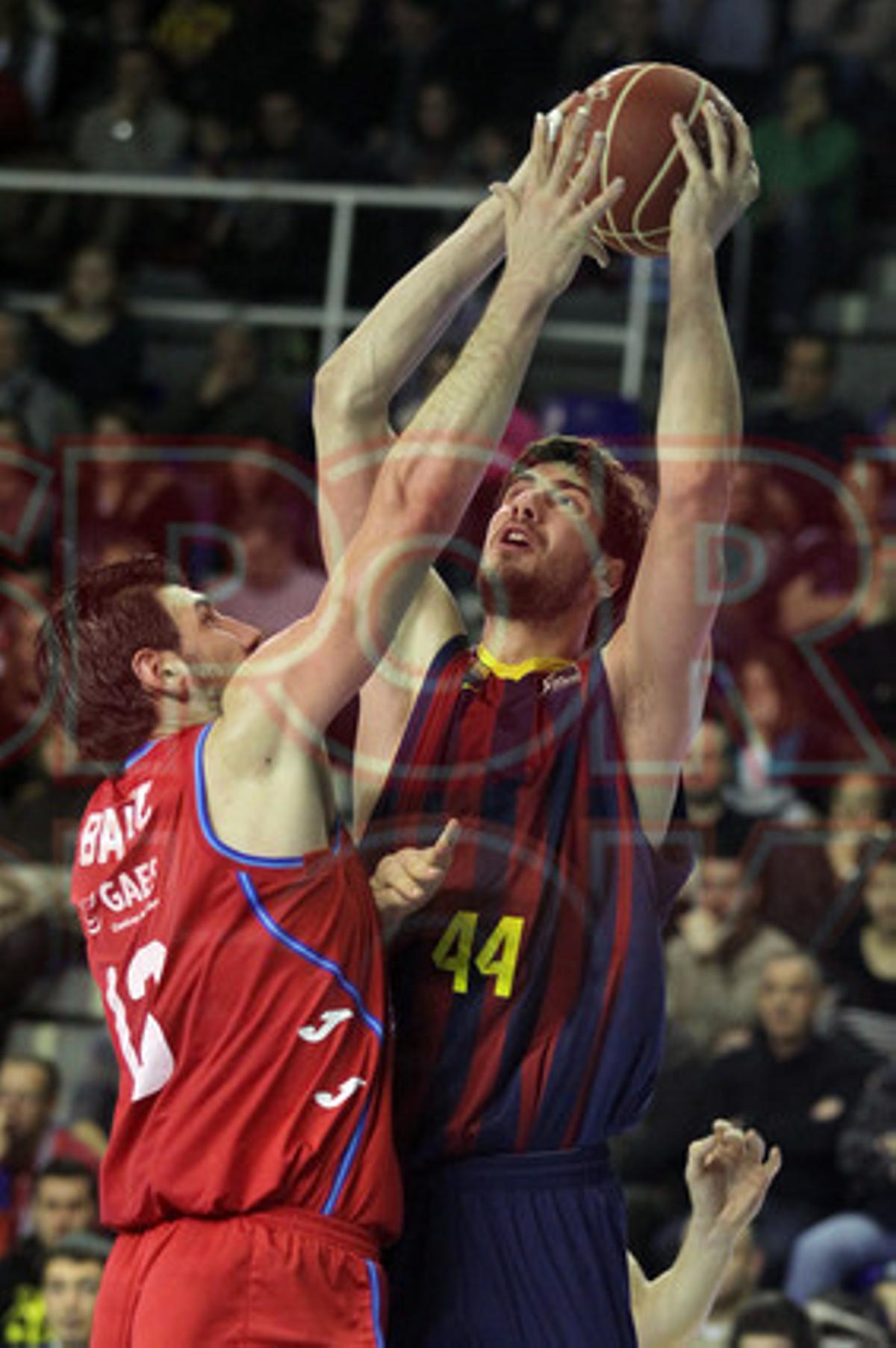 FCBARCELONA 73-ESTUDIANTES 56