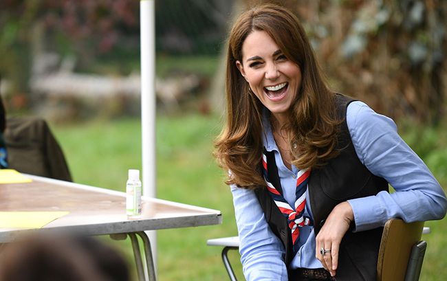 Kate Middleton visita a un grupo scout cerca de Londres