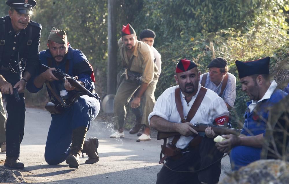 Recreación de la Guerra Civil en Grullos